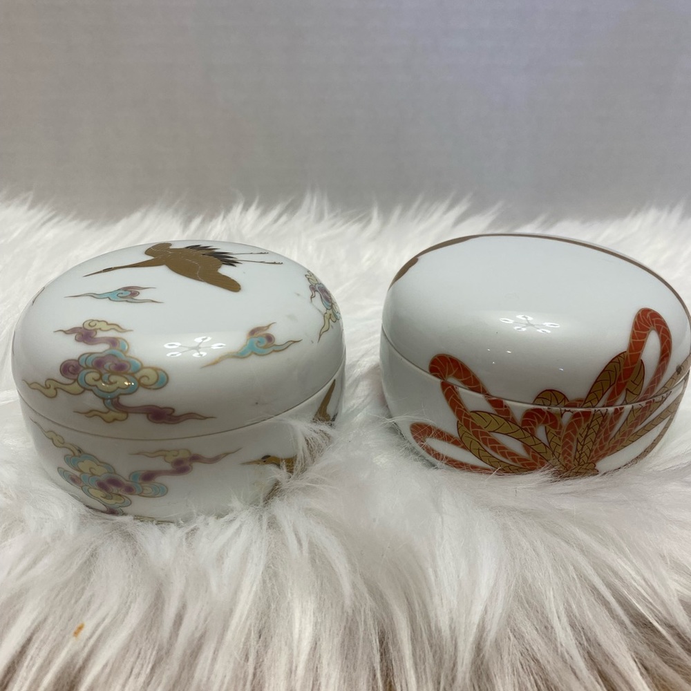 Marked Fukagawa Zi Japanese Daisho Period Set Of 2 Small Lidded Boxes